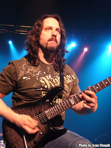 Guitar Messenger John Petrucci Interview 07
