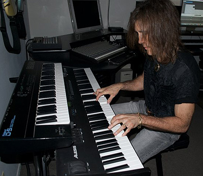 George Bellas - Keyboards
